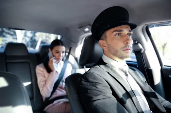 Réserver un chauffeur VTC pour un trajet longue distance - Annecy - PL TAXI